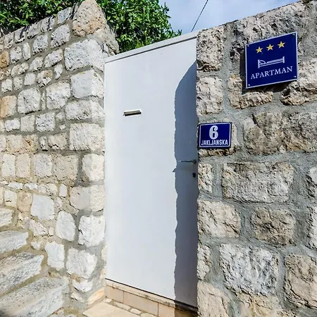 Bozica דוברובניק